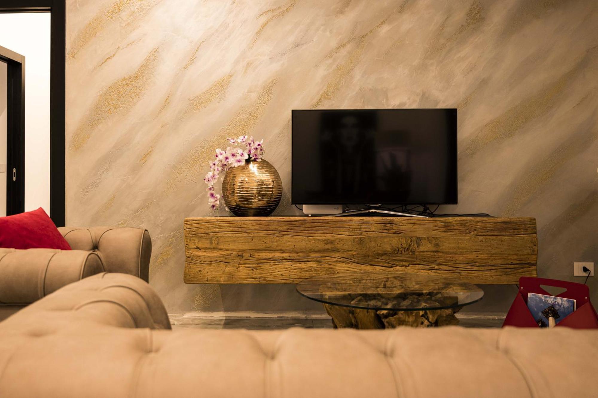 Panvinio 25 Apartment - Royal Welcome 베로나 외부 사진